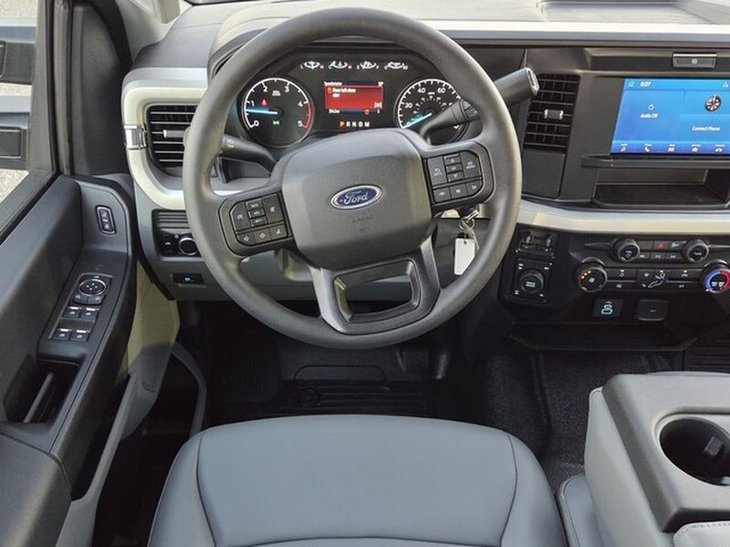 2026 Ford F-250 Super Duty XL - Photo 10