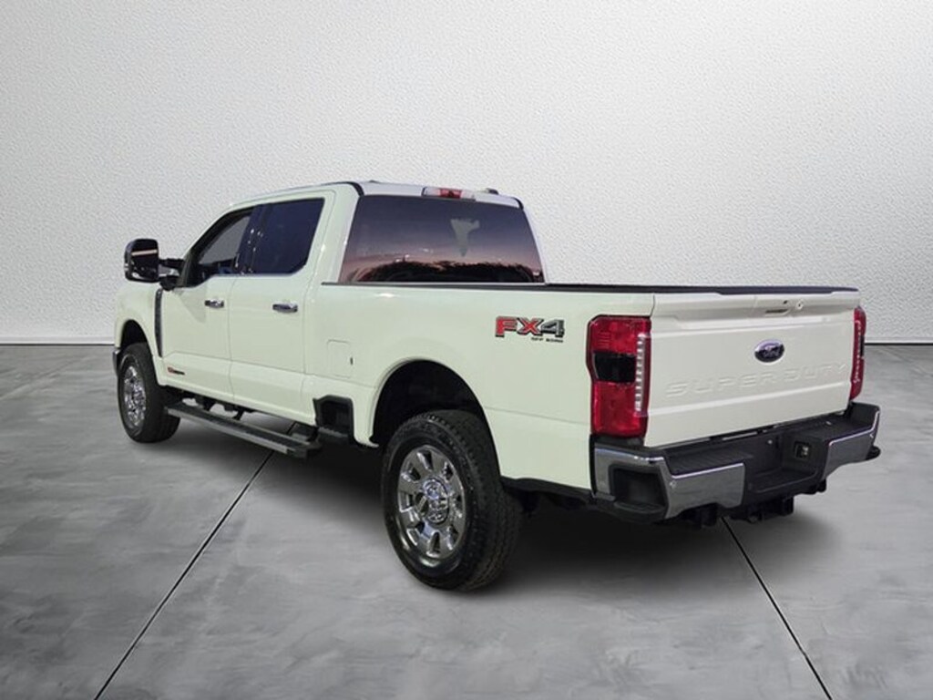 New 2026 Ford F-250 Lariat Truck Crew Cab