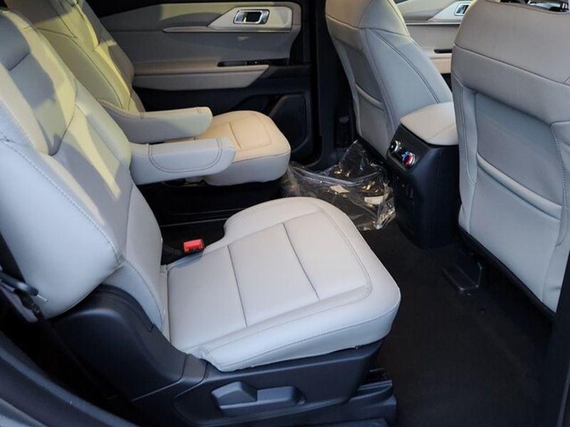 2026 Ford Explorer Active - Photo 14