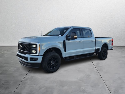 2026 Ford F-350 Lariat Truck Crew Cab