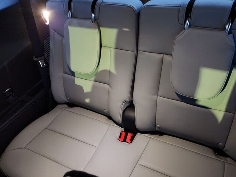 2026 Ford Explorer Active - Photo 10
