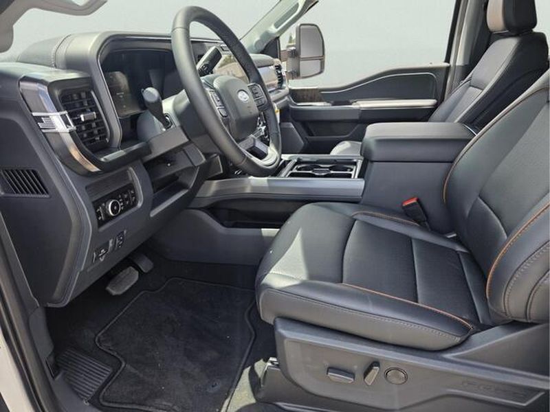 2026 Ford F-250 Super Duty Lariat - Photo 13