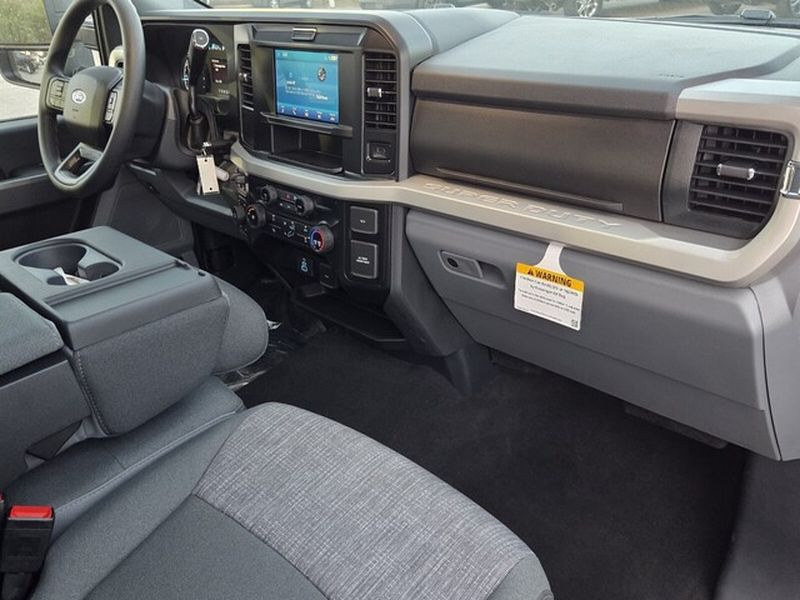 2026 Ford F-250 Super Duty XLT - Photo 14