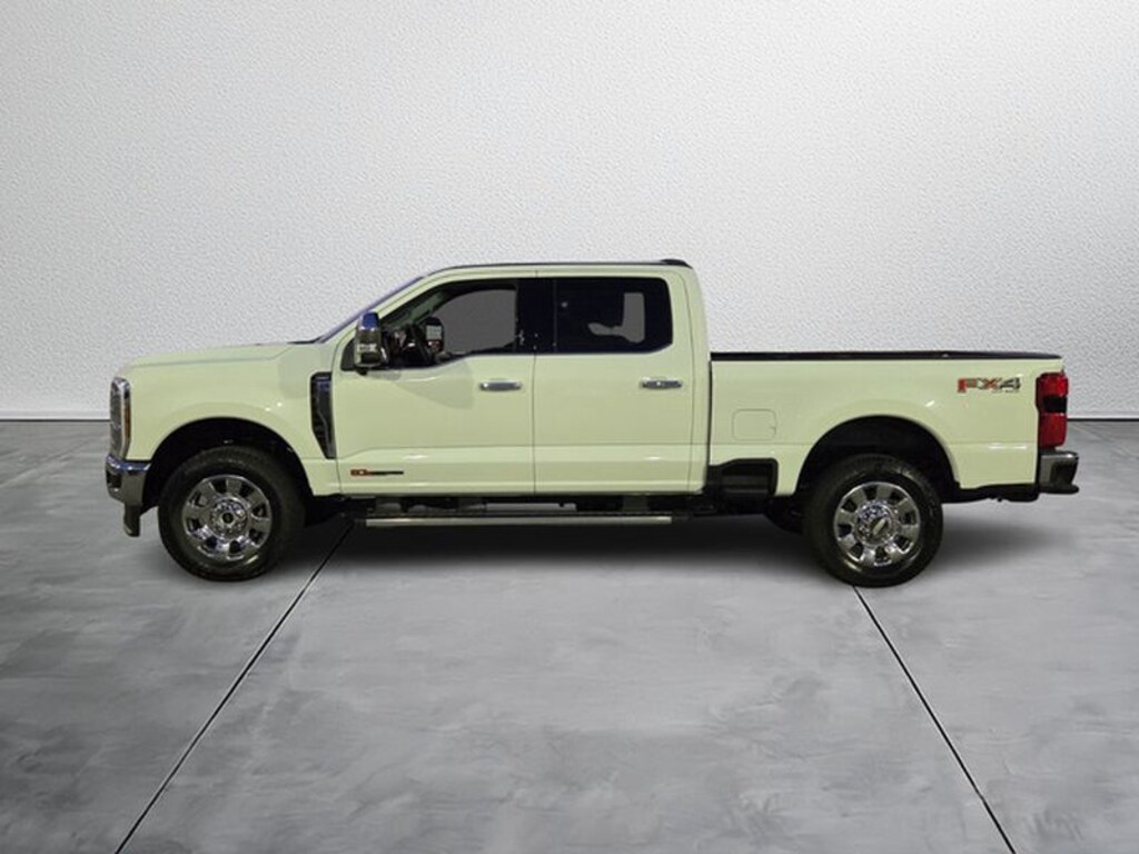 New 2026 Ford F-250 Lariat Truck Crew Cab