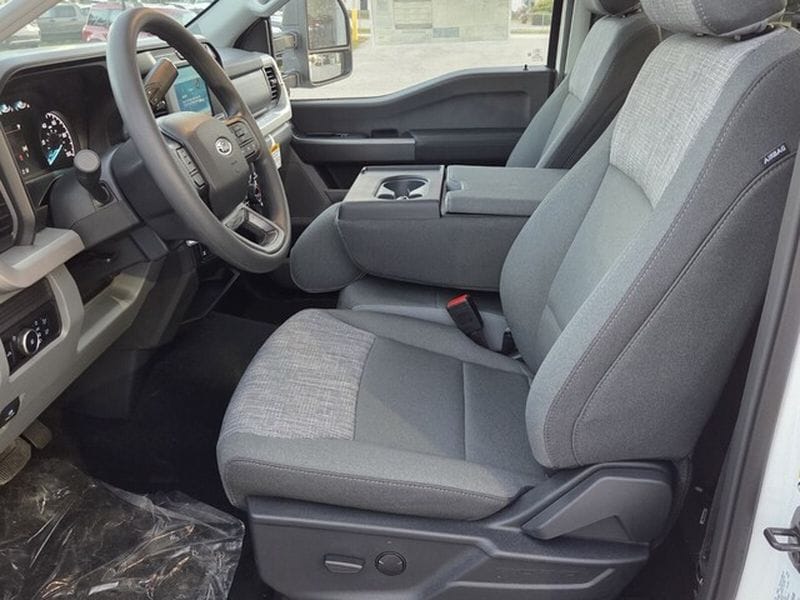 2026 Ford F-250 Super Duty XLT - Photo 9