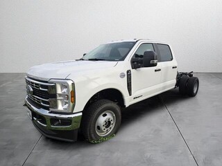 2026 Ford F-350 Chassis XL Truck Crew Cab
