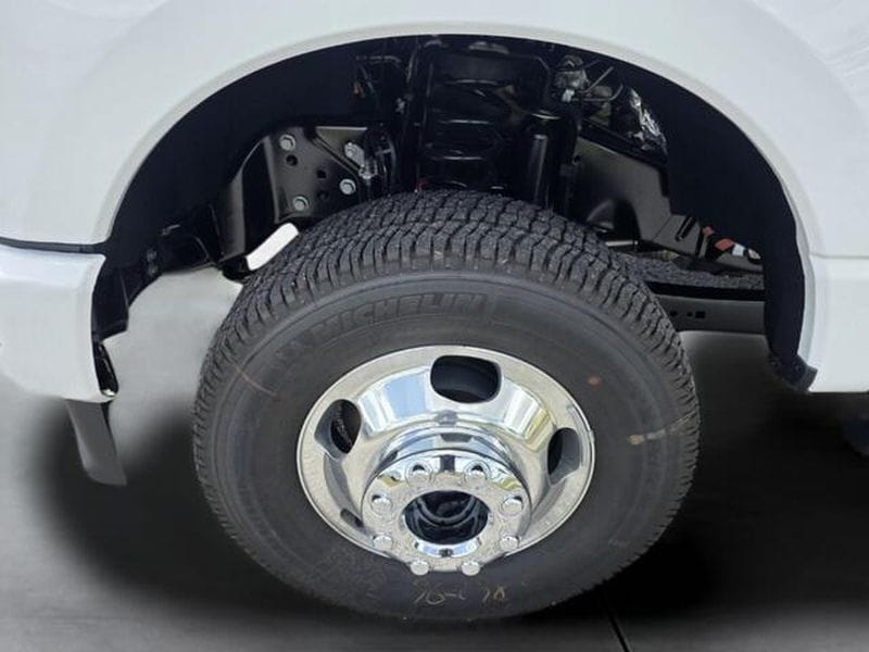 2026 Ford F-350 Super Duty XL - Photo 10