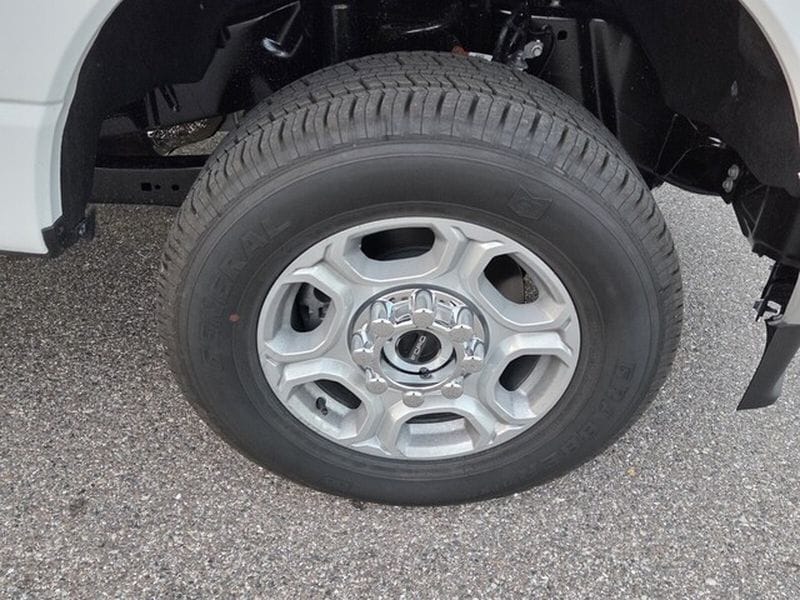 2026 Ford F-250 Super Duty XLT - Photo 15