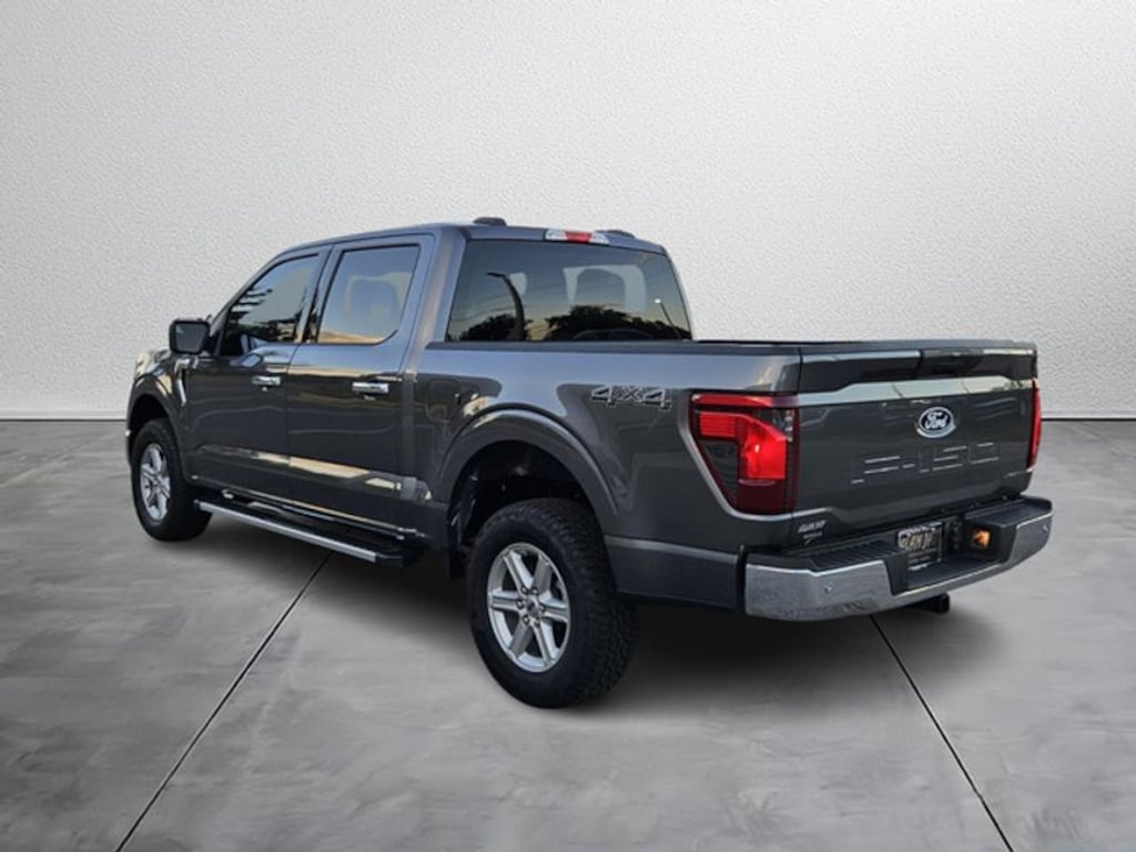 New 2025 Ford F-150 XLT Truck SuperCrew Cab