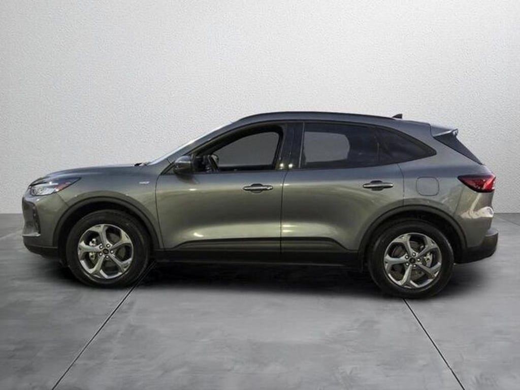 Used 2025 Ford Escape ST-Line Select SUV