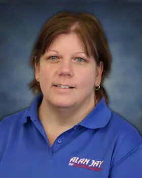 Staff member Julia S. from ID_c94dc957637c