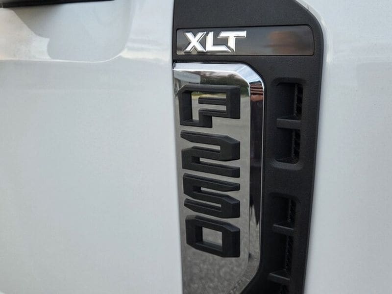 2026 Ford F-250 Super Duty XLT - Photo 16