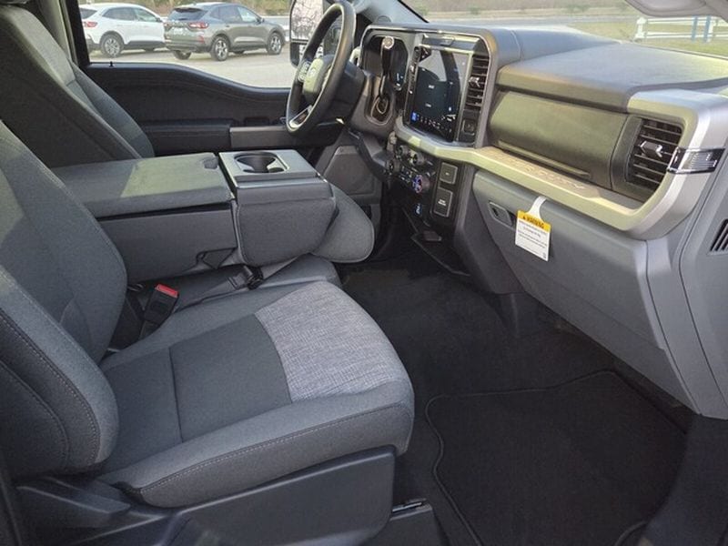 2026 Ford F-250 Super Duty XLT - Photo 14