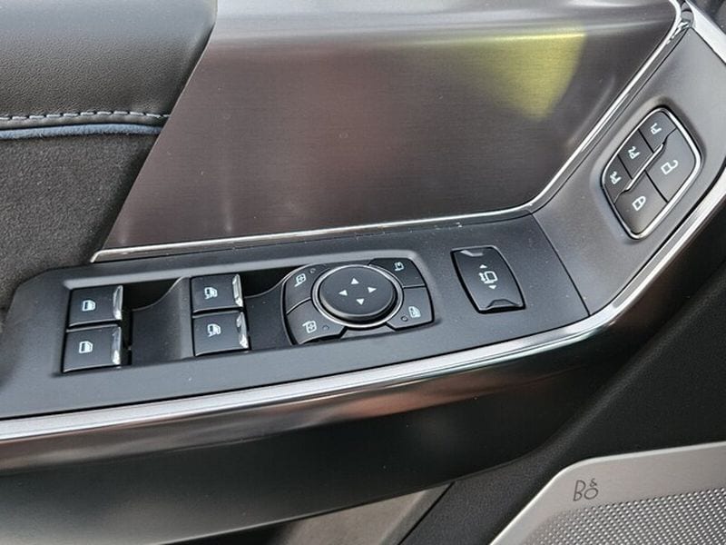 2026 Ford F-350 Super Duty Platinum - Photo 17