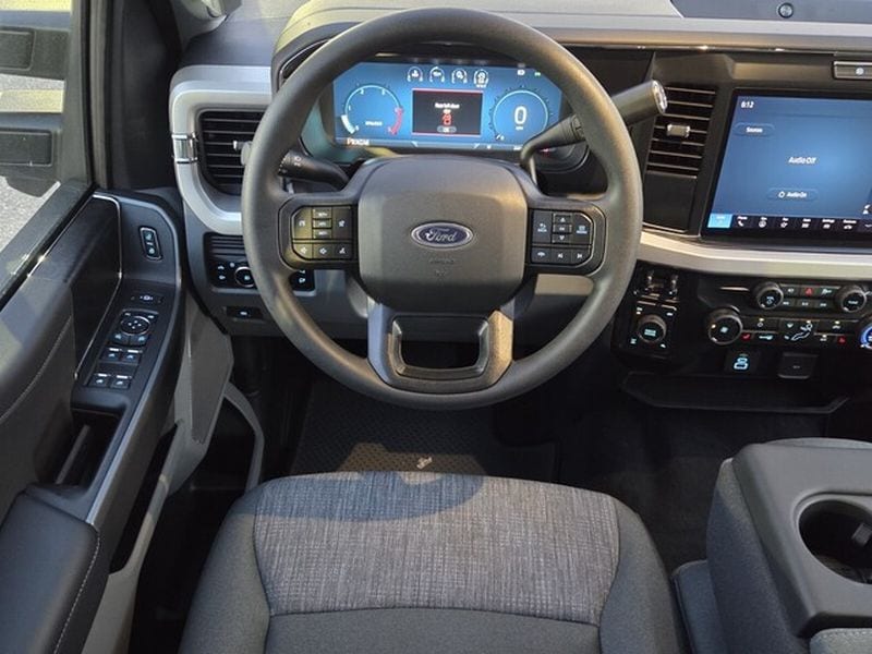 2026 Ford F-250 Super Duty XLT - Photo 10