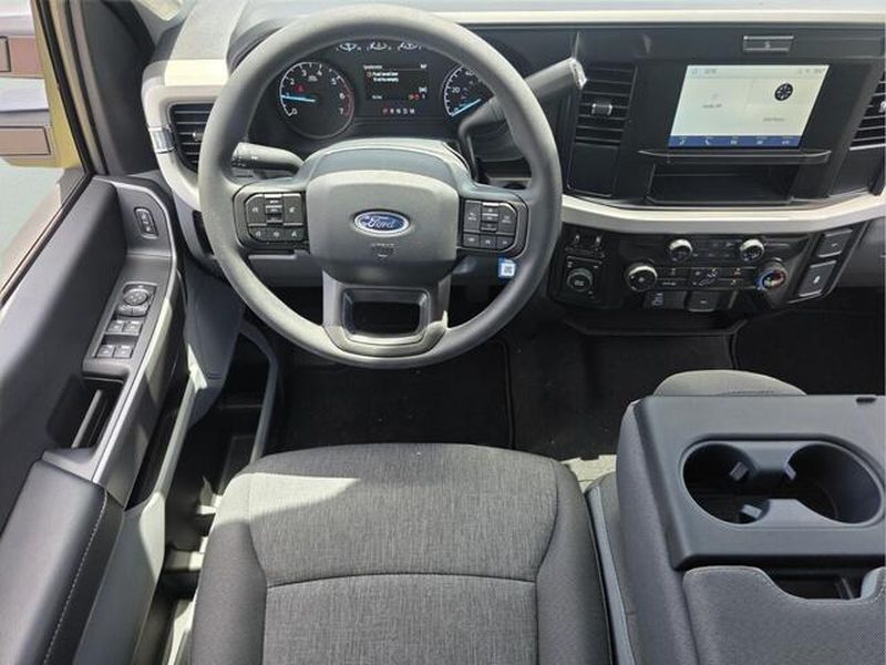 2026 Ford F-350 Super Duty XL - Photo 15