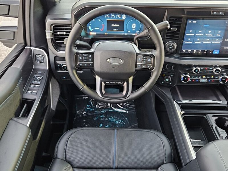 2026 Ford F-350 Super Duty Platinum - Photo 10