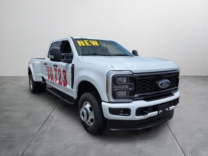 2026 Ford F-350 Super Duty XL - Photo 8
