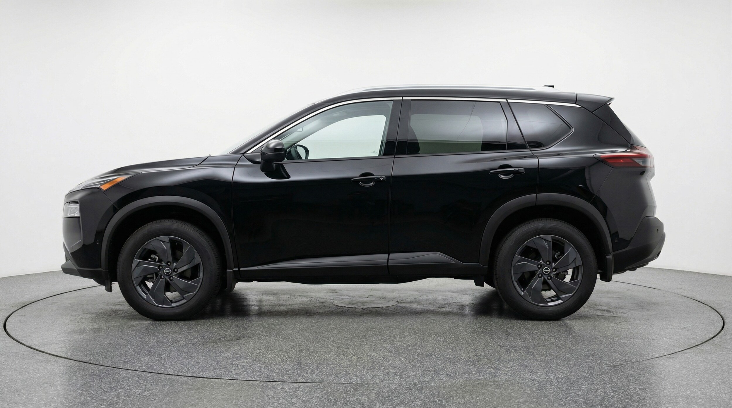 Thumbnail: 2025 Nissan Rogue - 4