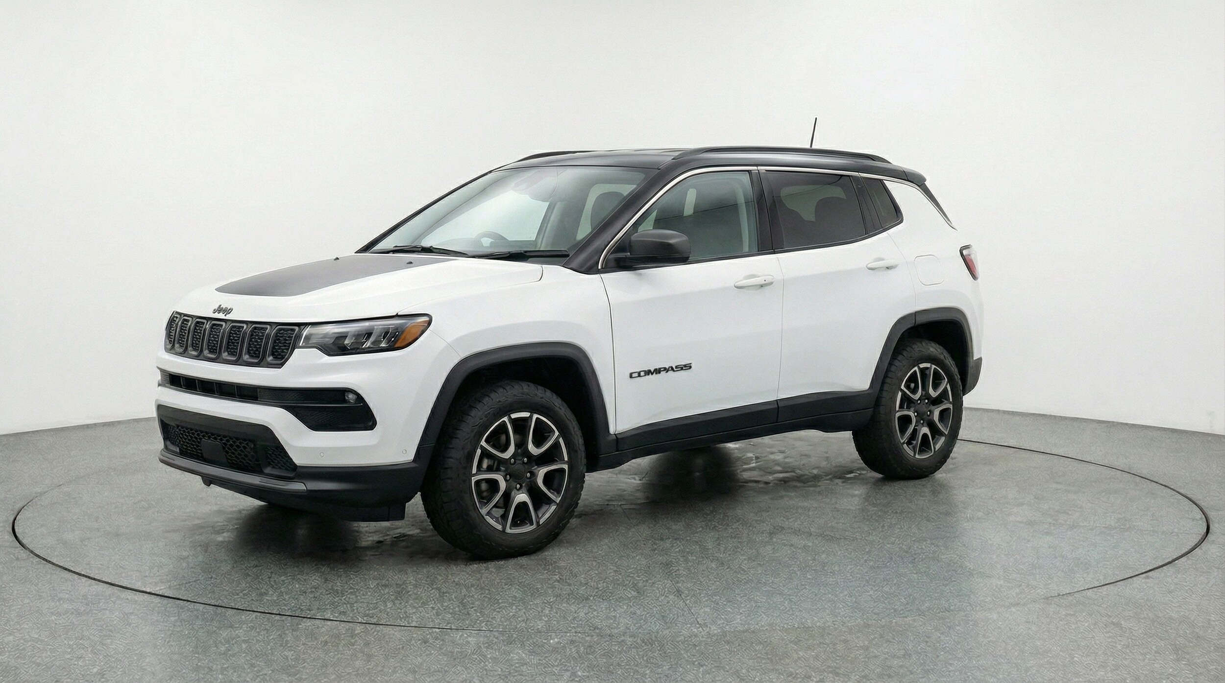 Thumbnail: 2025 Jeep Compass - 3