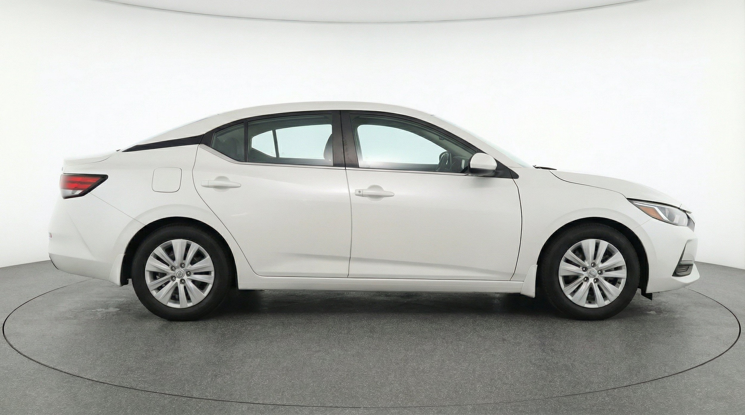 2025 Nissan Sentra S - Photo 9