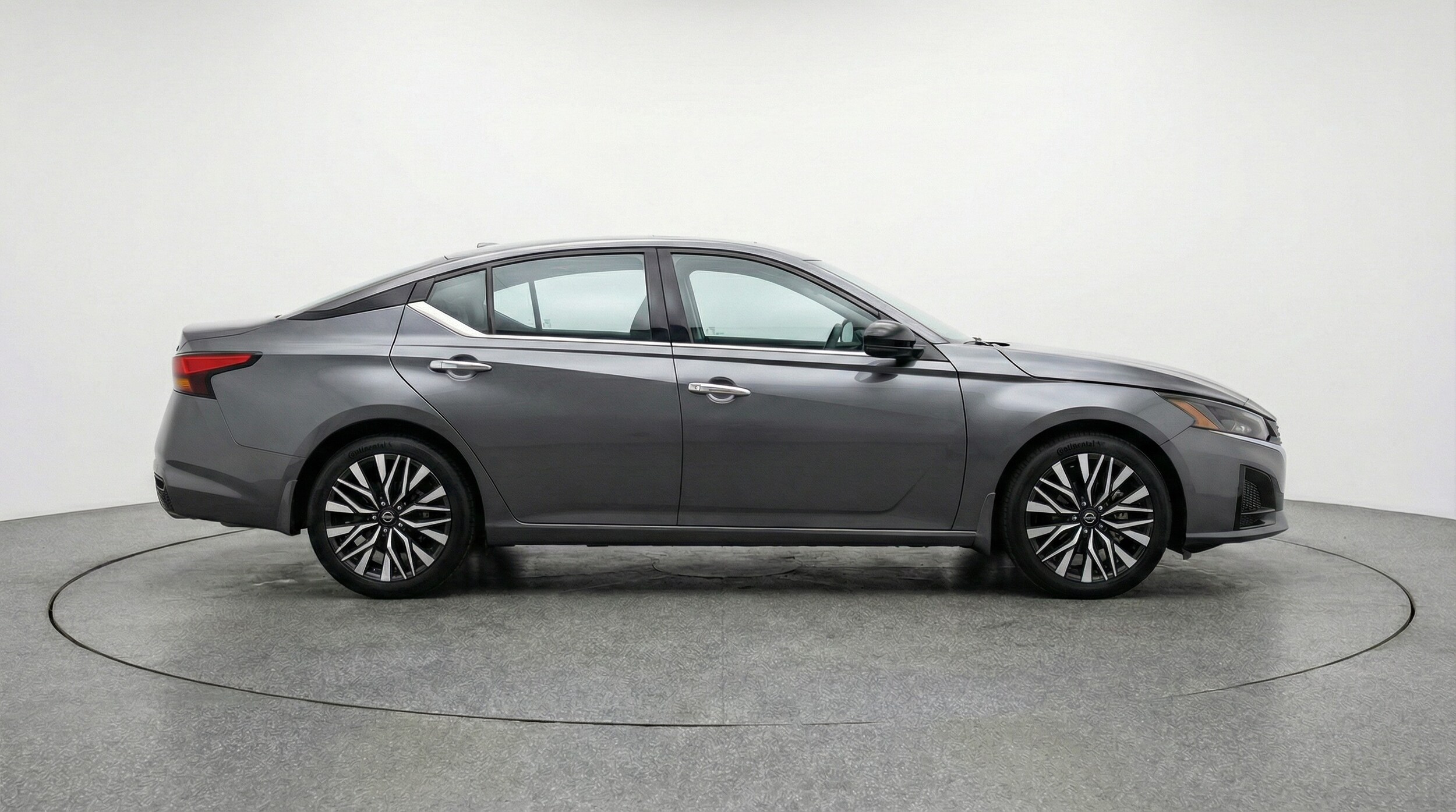 Thumbnail: 2025 Nissan Altima - 8