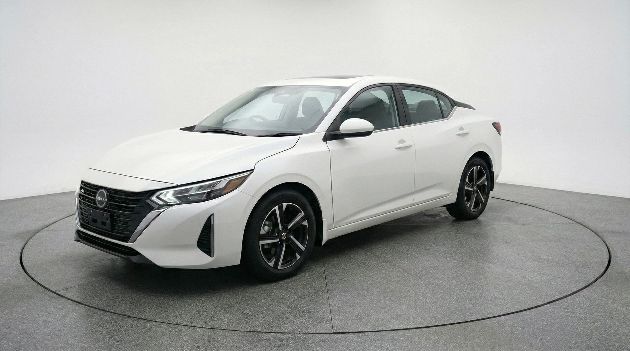 Thumbnail: 2025 Nissan Sentra - 3