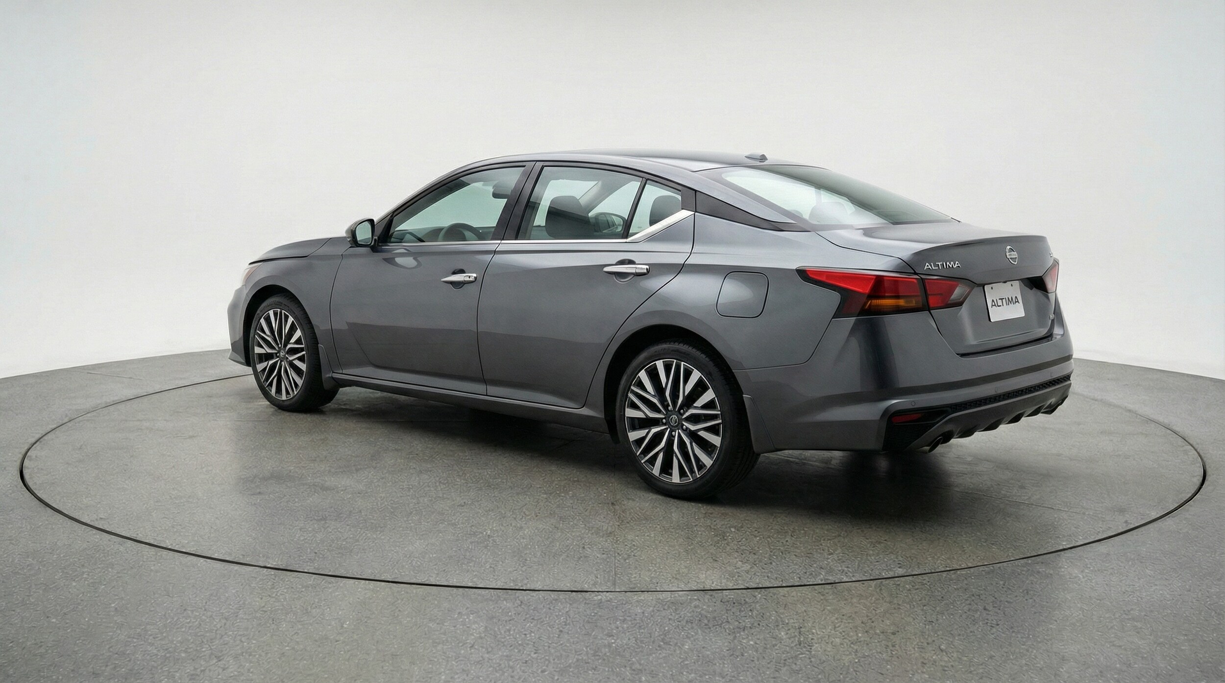 Thumbnail: 2025 Nissan Altima - 5