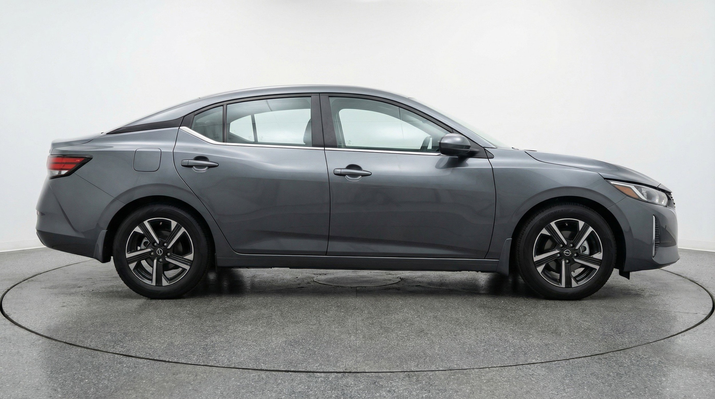 Thumbnail: 2025 Nissan Sentra - 11