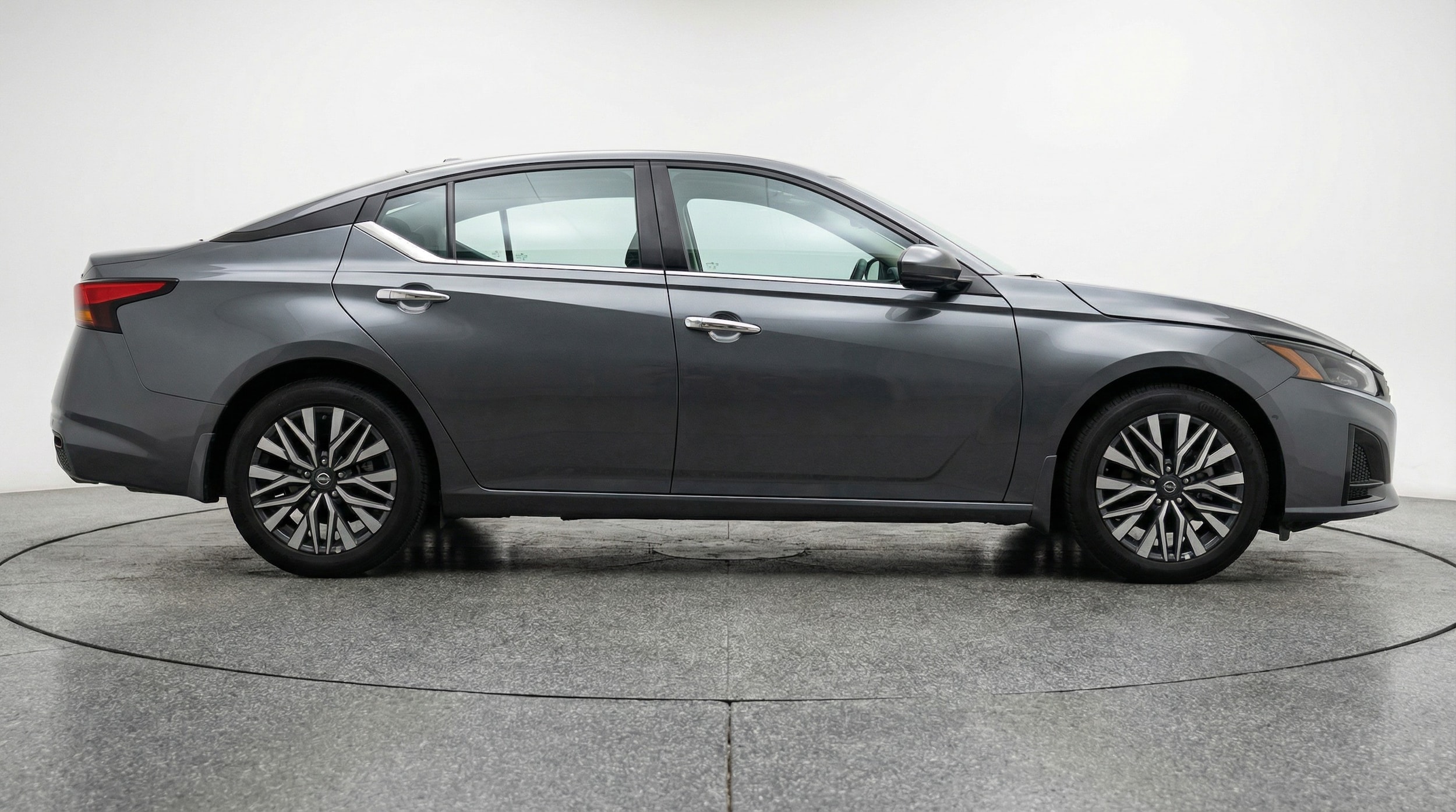 Thumbnail: 2025 Nissan Altima - 8