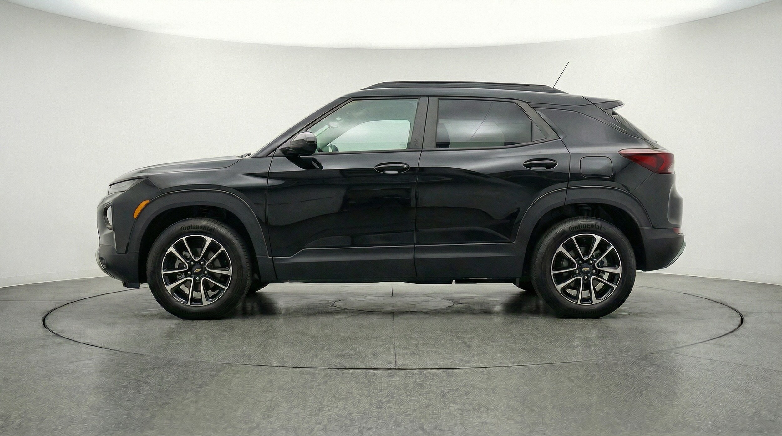 Thumbnail: 2025 Chevrolet TrailBlazer - 4