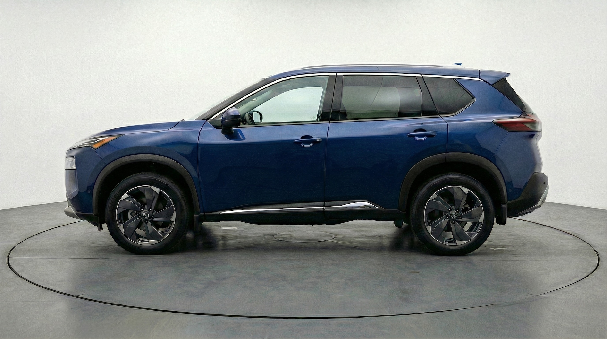 Thumbnail: 2025 Nissan Rogue - 4