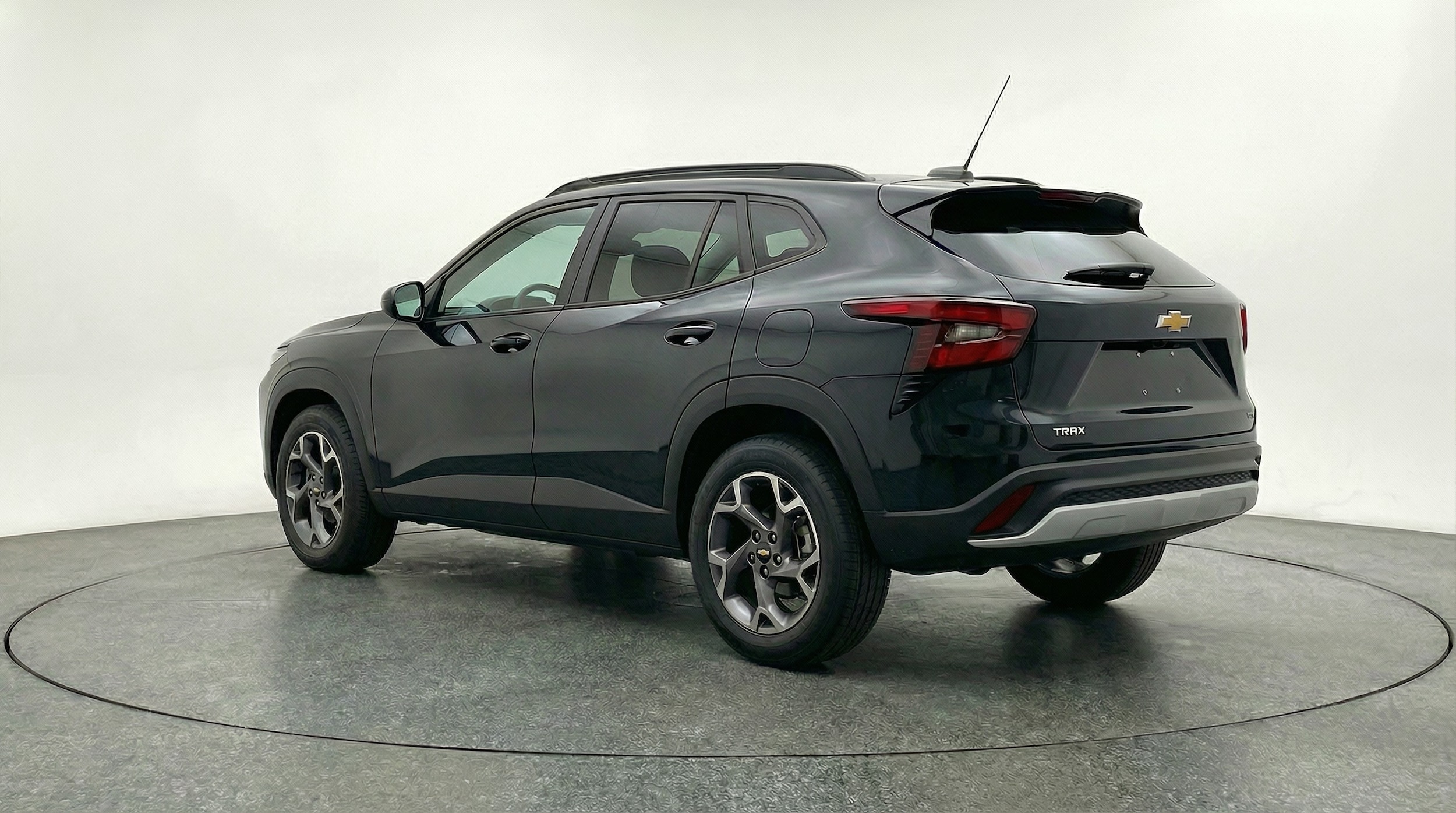 Thumbnail: 2025 Chevrolet Trax - 5