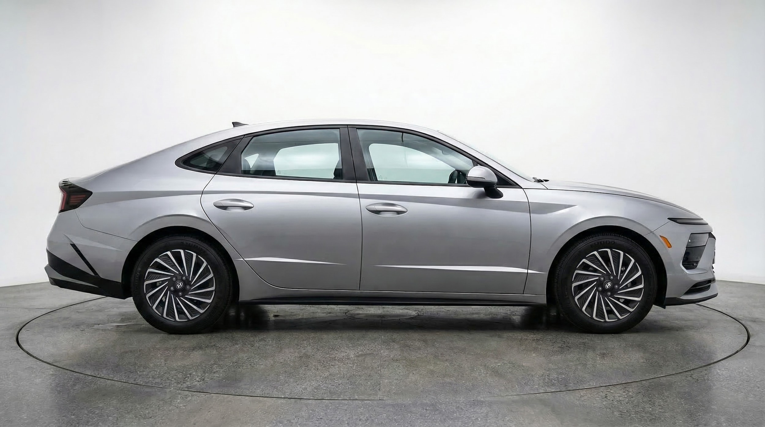 Thumbnail: 2025 Hyundai Sonata - 8