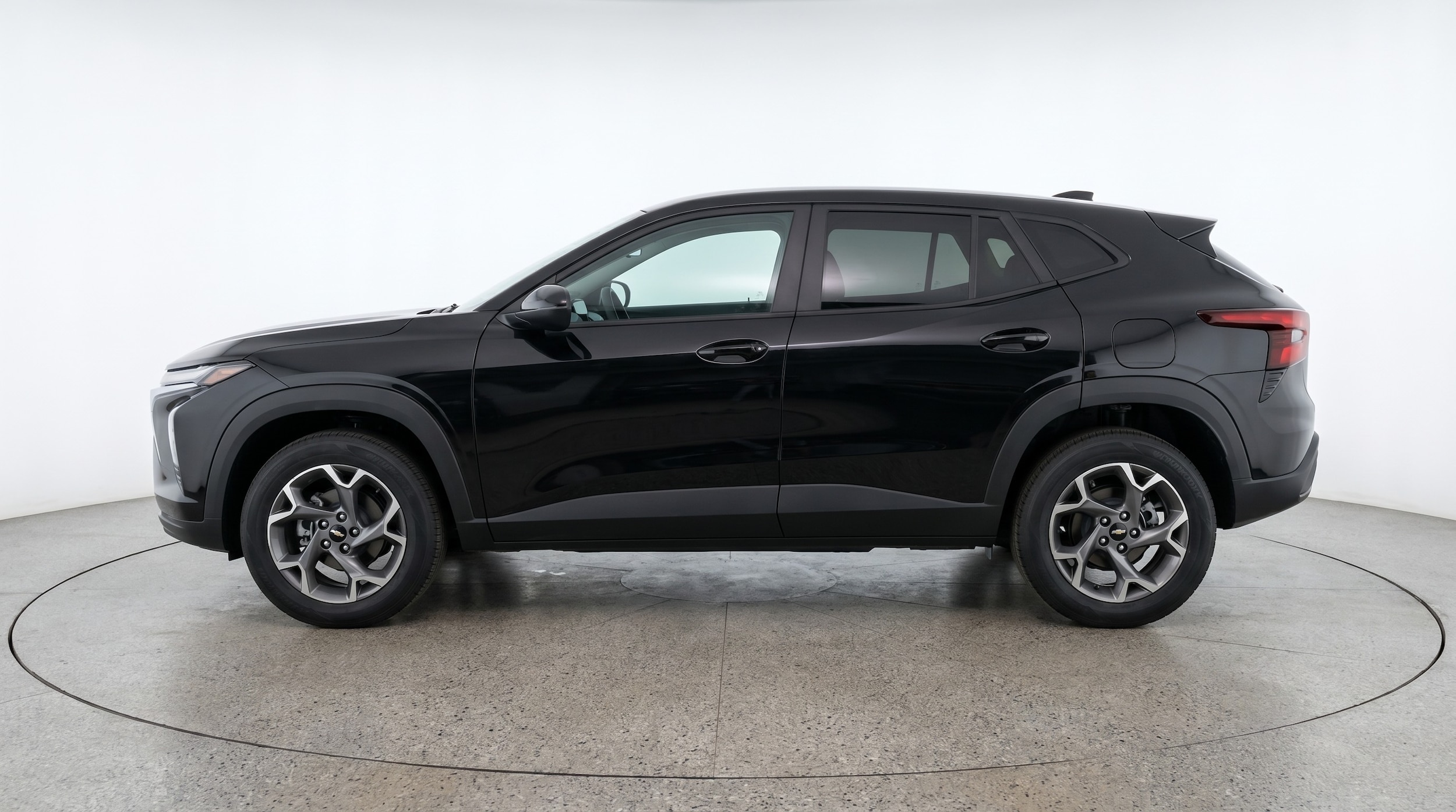Thumbnail: 2025 Chevrolet Trax - 4