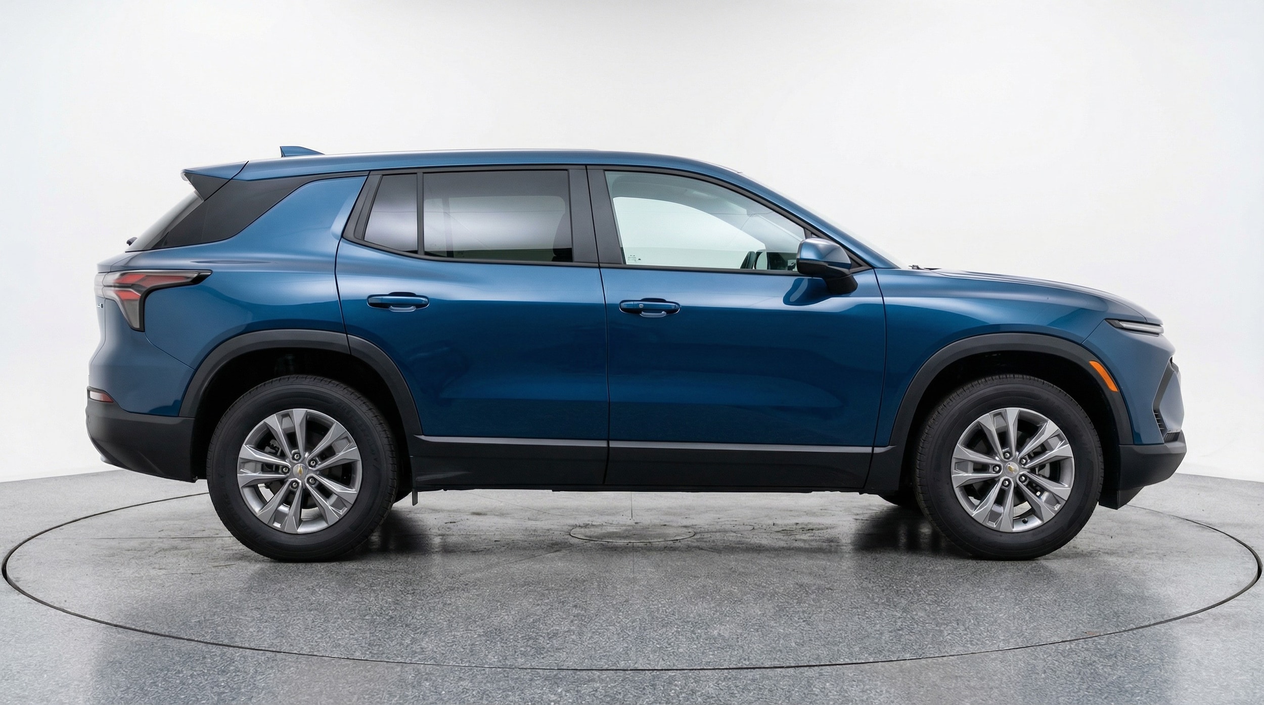 Thumbnail: 2025 Chevrolet Equinox - 8