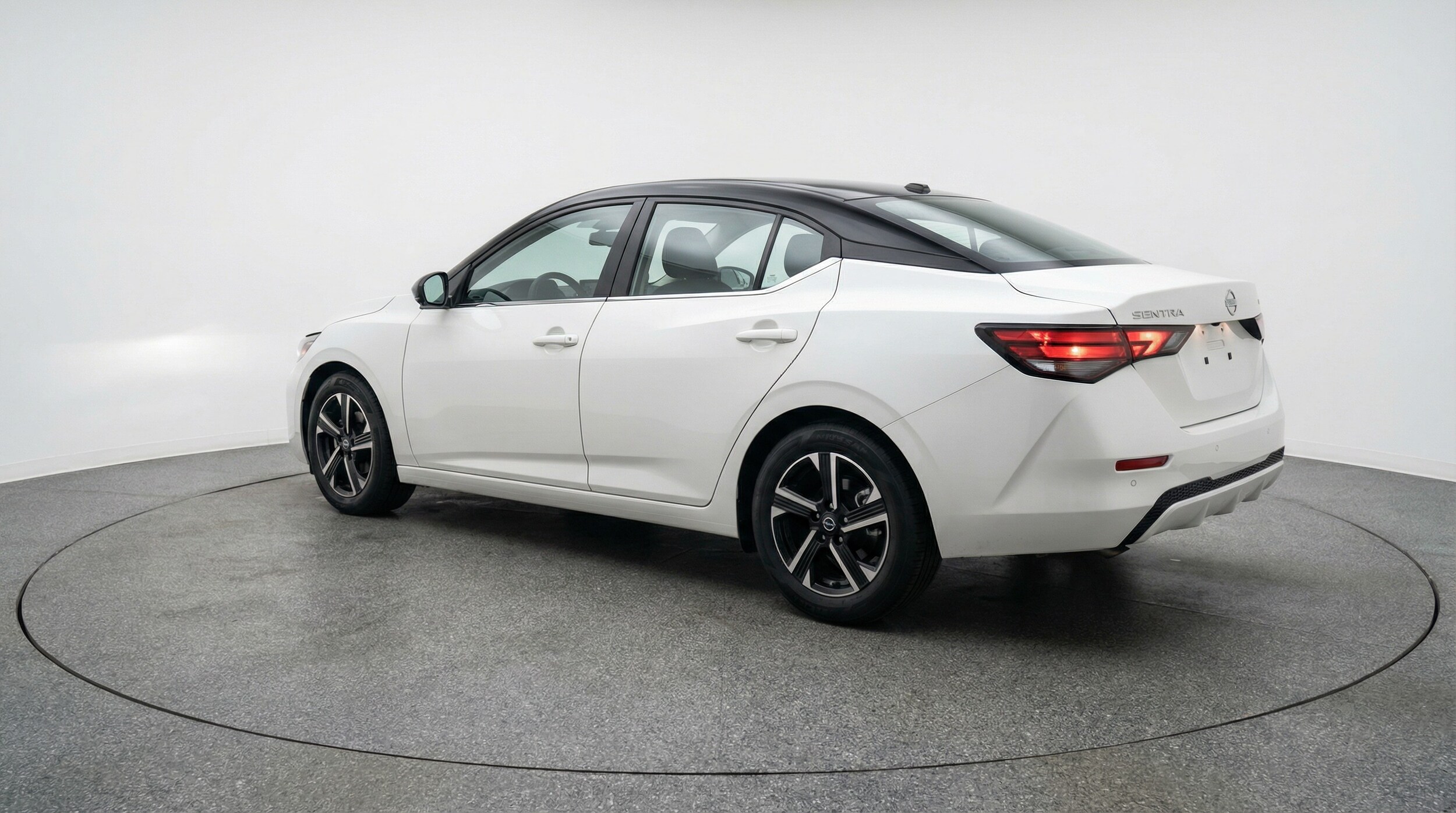 Thumbnail: 2025 Nissan Sentra - 5