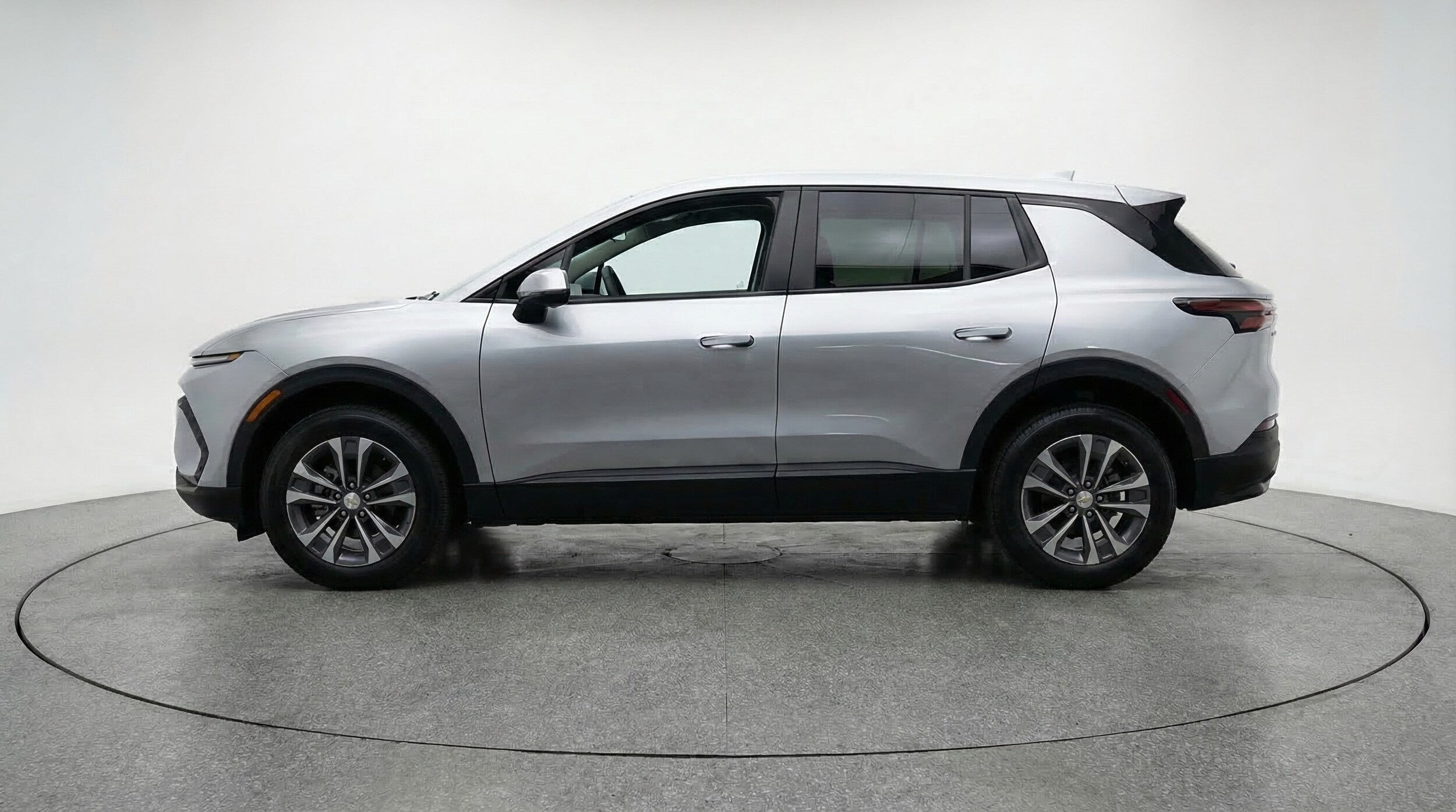 Thumbnail: 2025 Chevrolet Equinox - 4