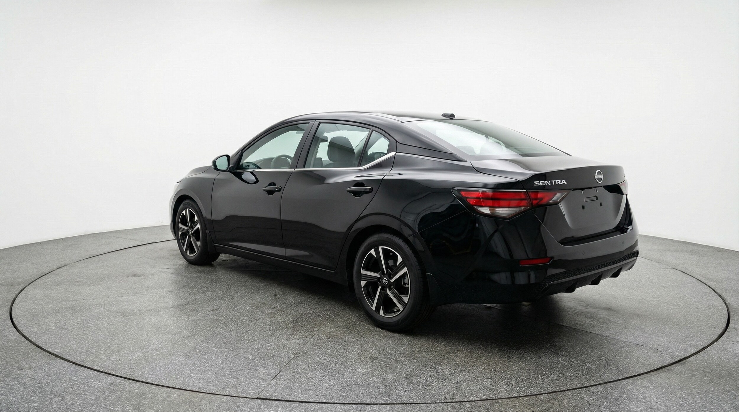 Thumbnail: 2025 Nissan Sentra - 5