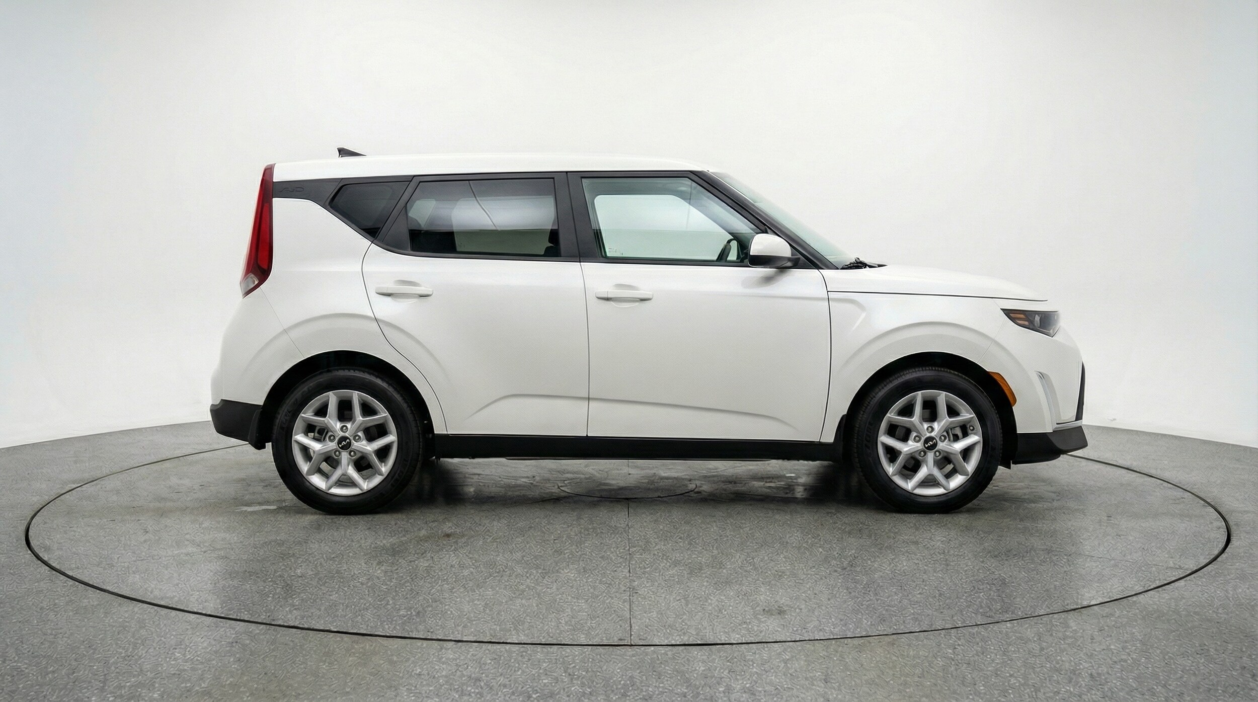 Thumbnail: 2025 Kia Soul - 8