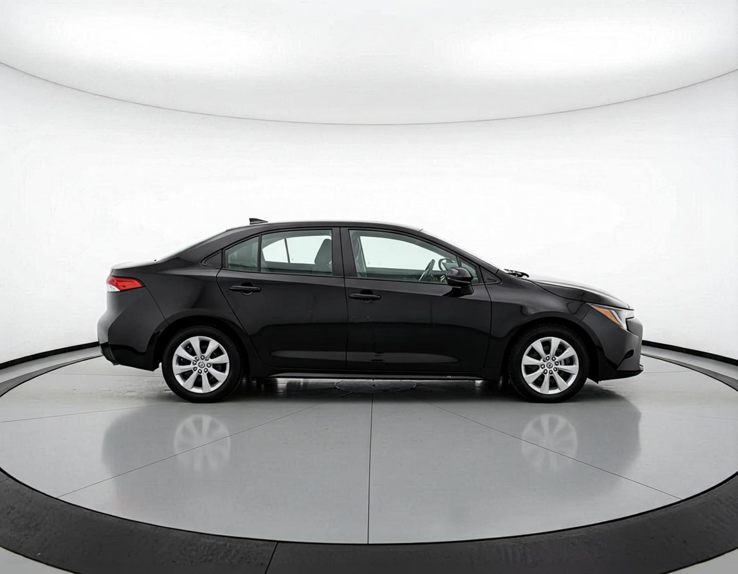 Thumbnail: 2025 Toyota Corolla - 8