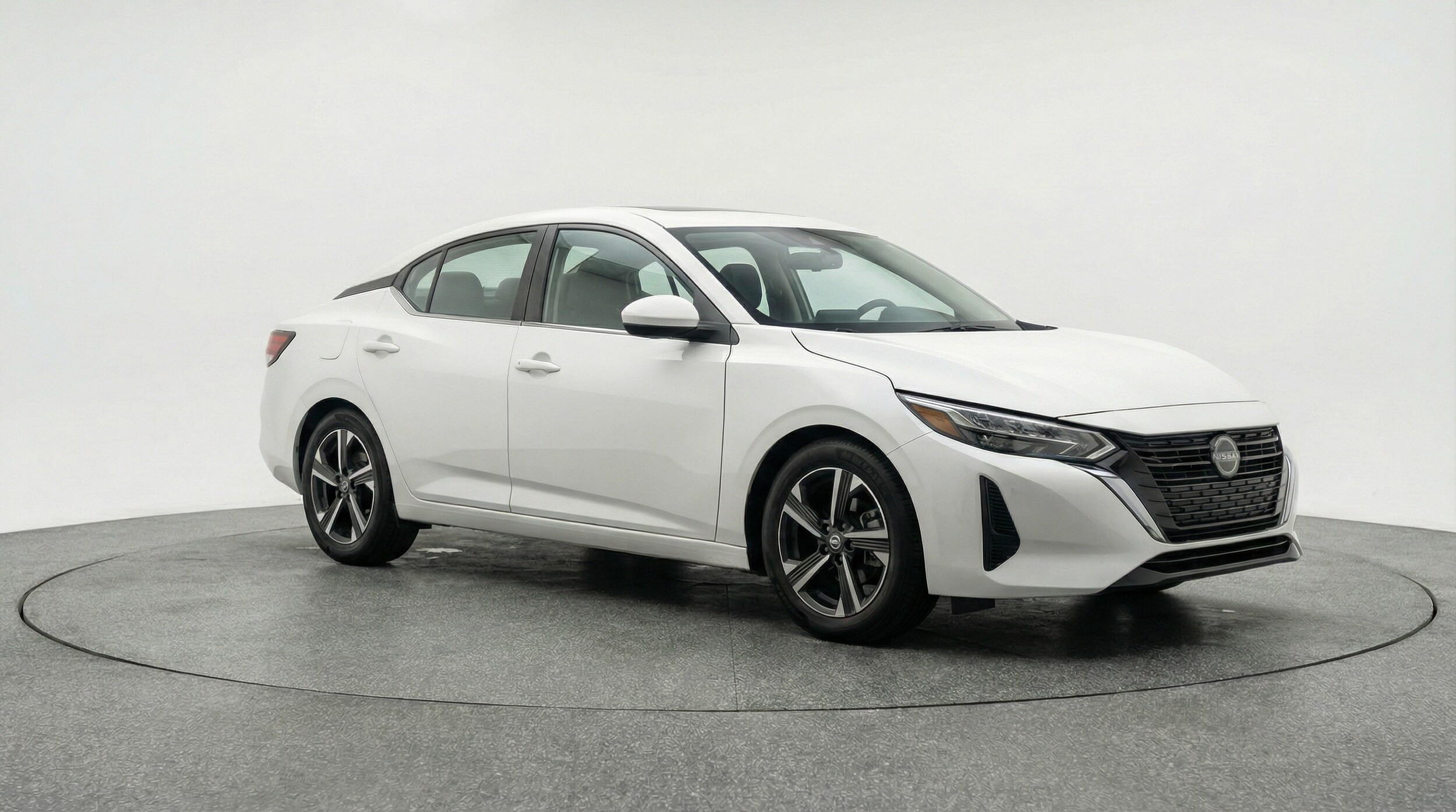 Thumbnail: 2025 Nissan Sentra - 1