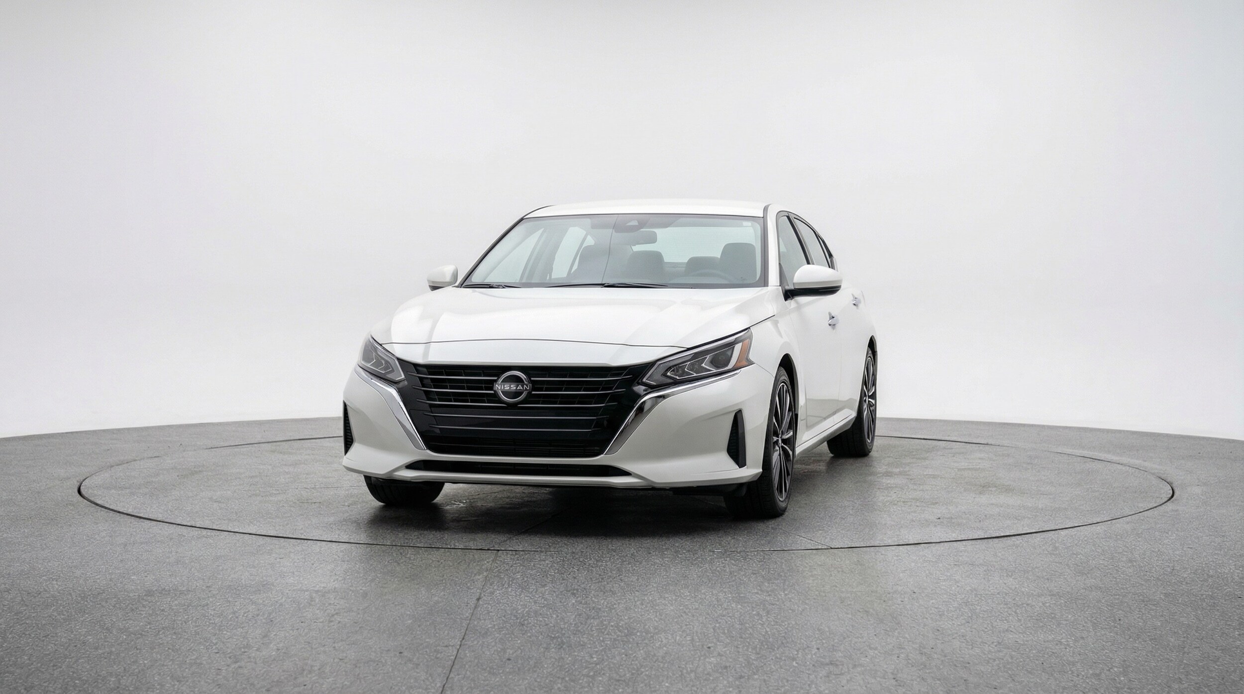 Thumbnail: 2025 Nissan Altima - 2