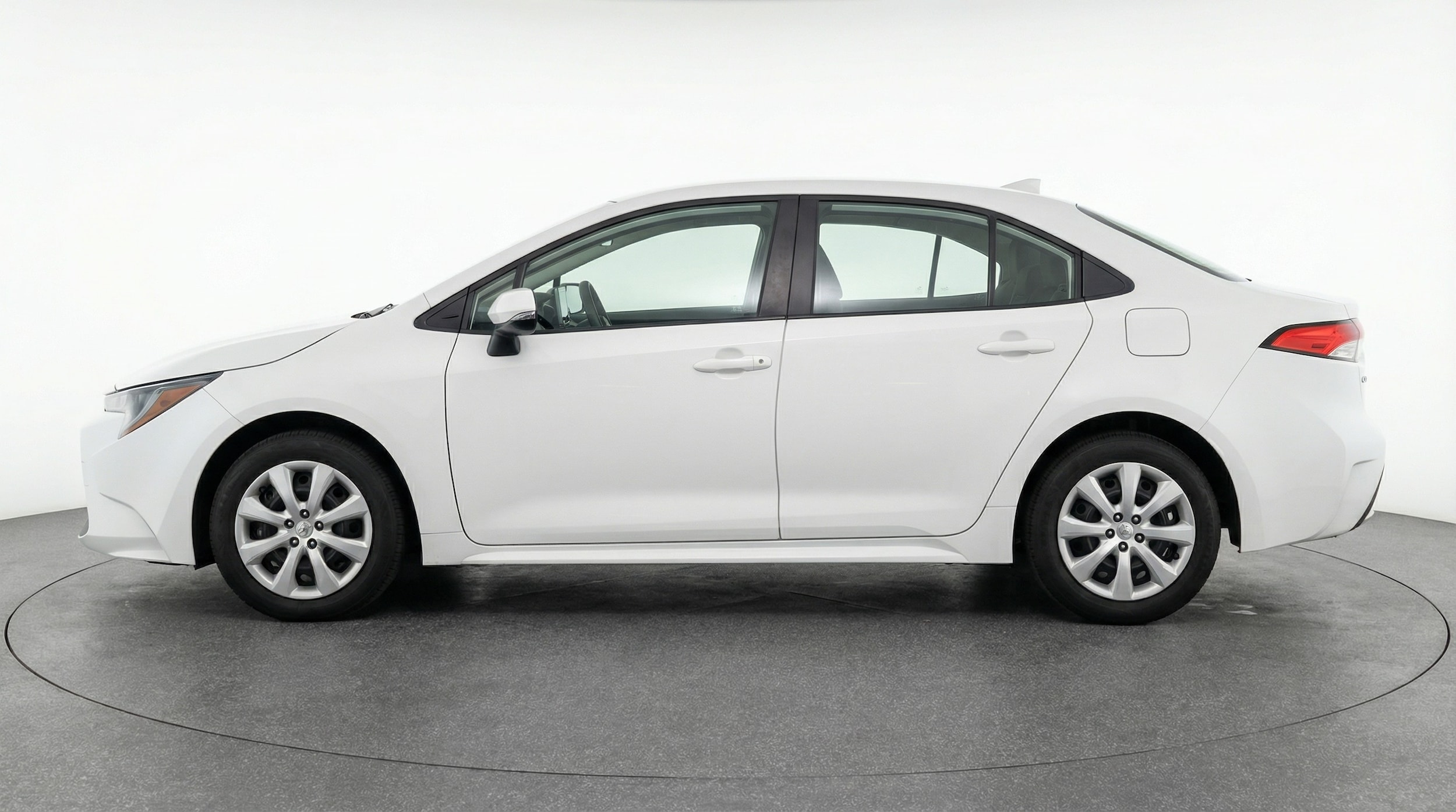 Thumbnail: 2025 Toyota Corolla - 4