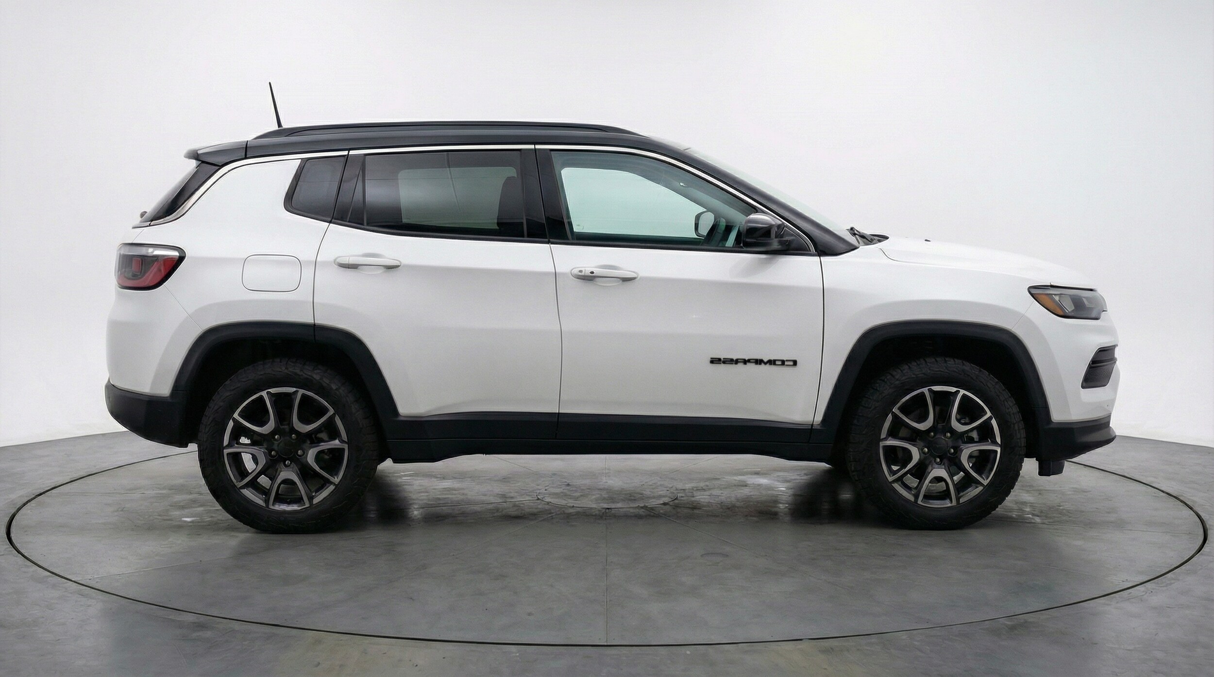 Thumbnail: 2025 Jeep Compass - 8