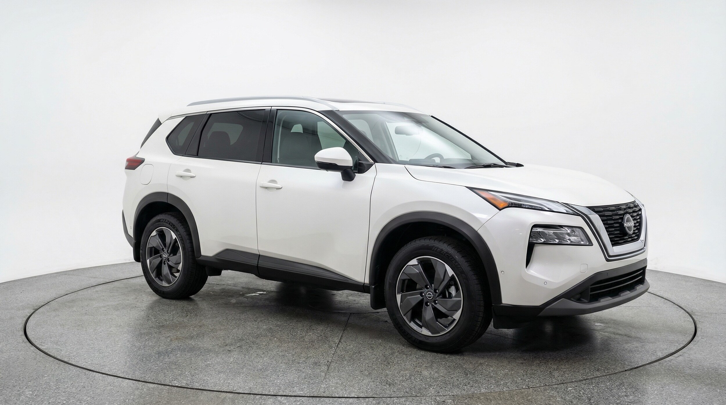 Thumbnail: 2025 Nissan Rogue - 1