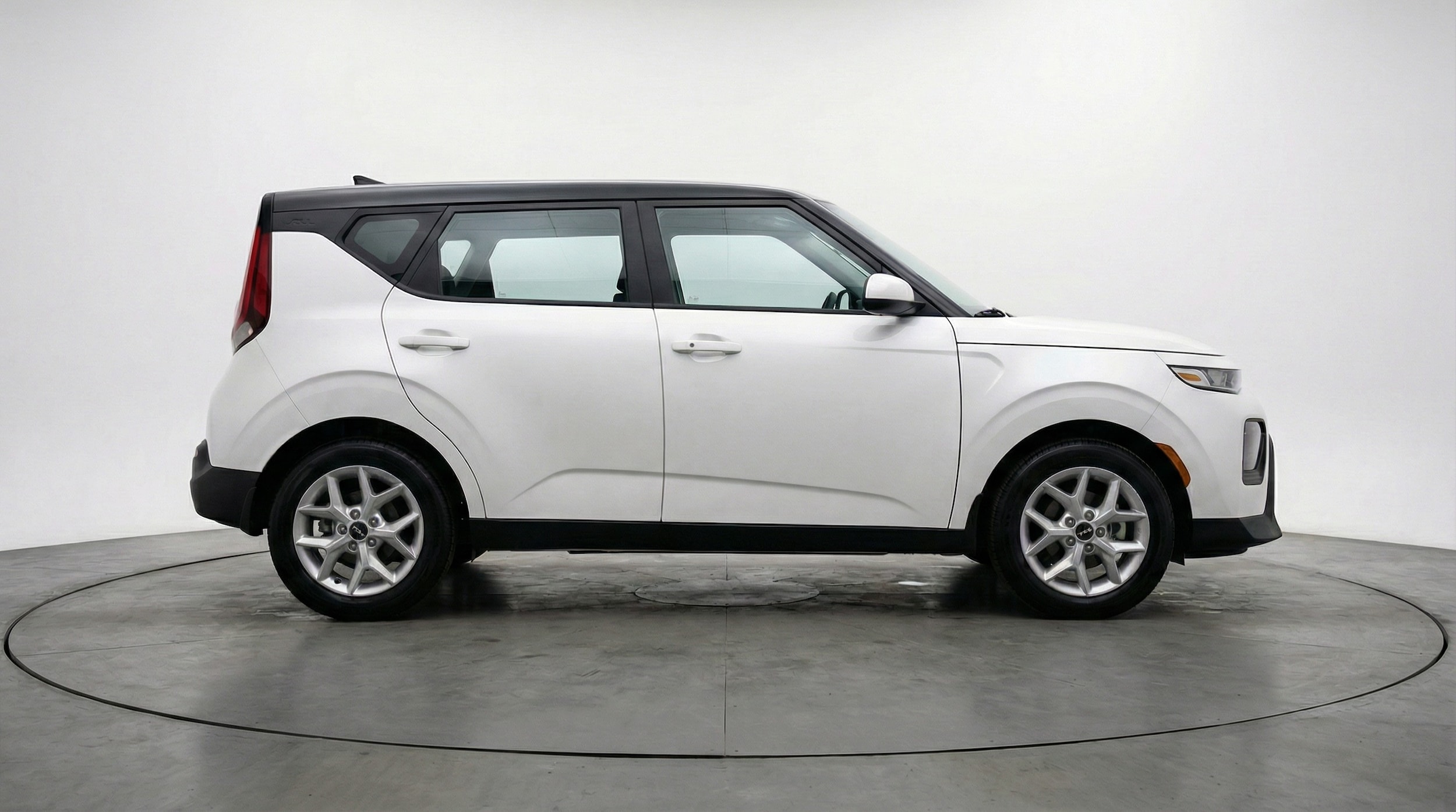 Thumbnail: 2025 Kia Soul - 8