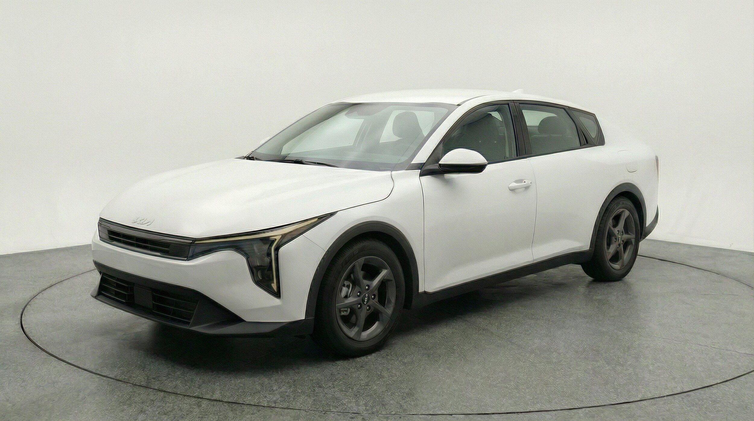 Thumbnail: 2025 Kia K4 - 3