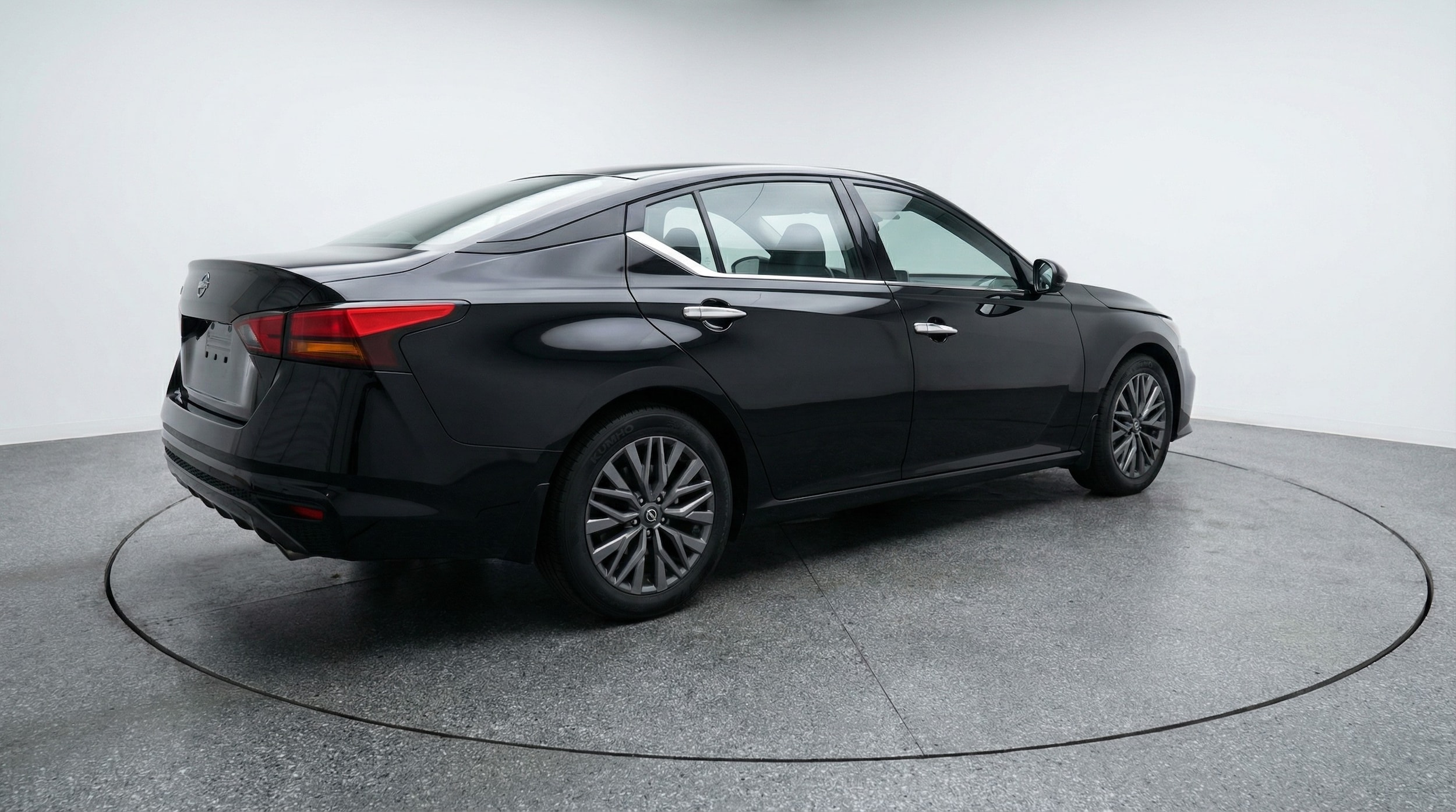 Thumbnail: 2025 Nissan Altima - 7