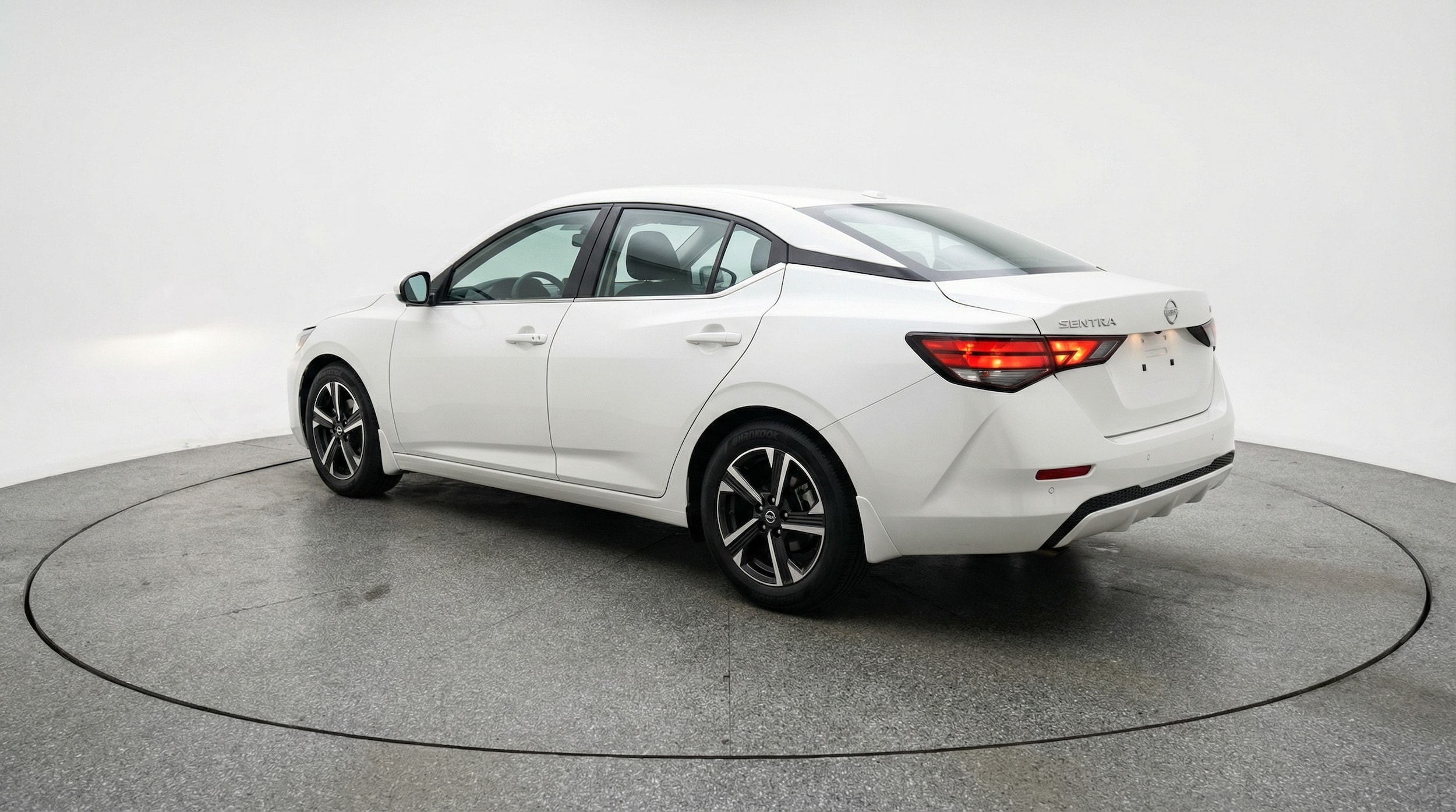 Thumbnail: 2025 Nissan Sentra - 5